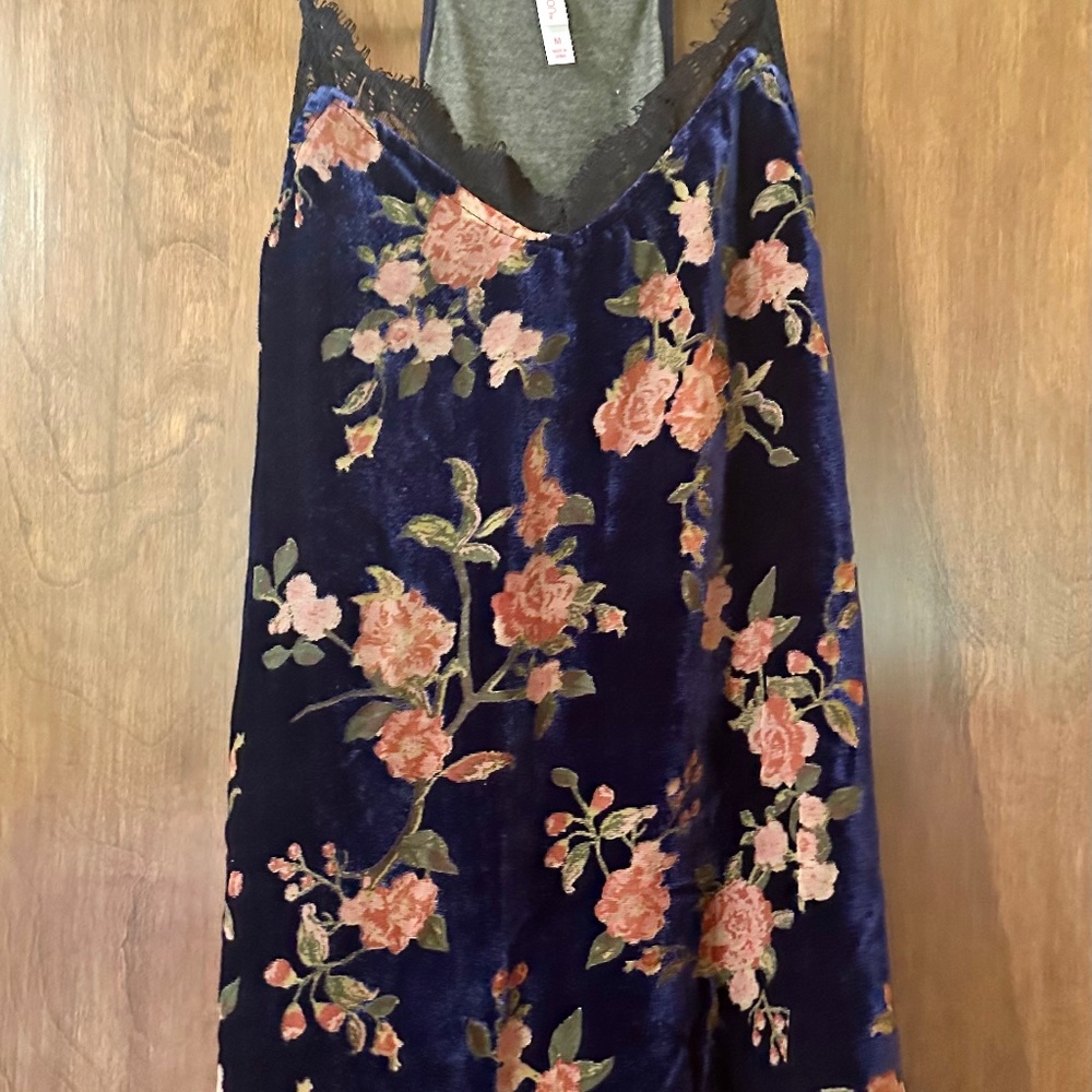 Blue floral tank